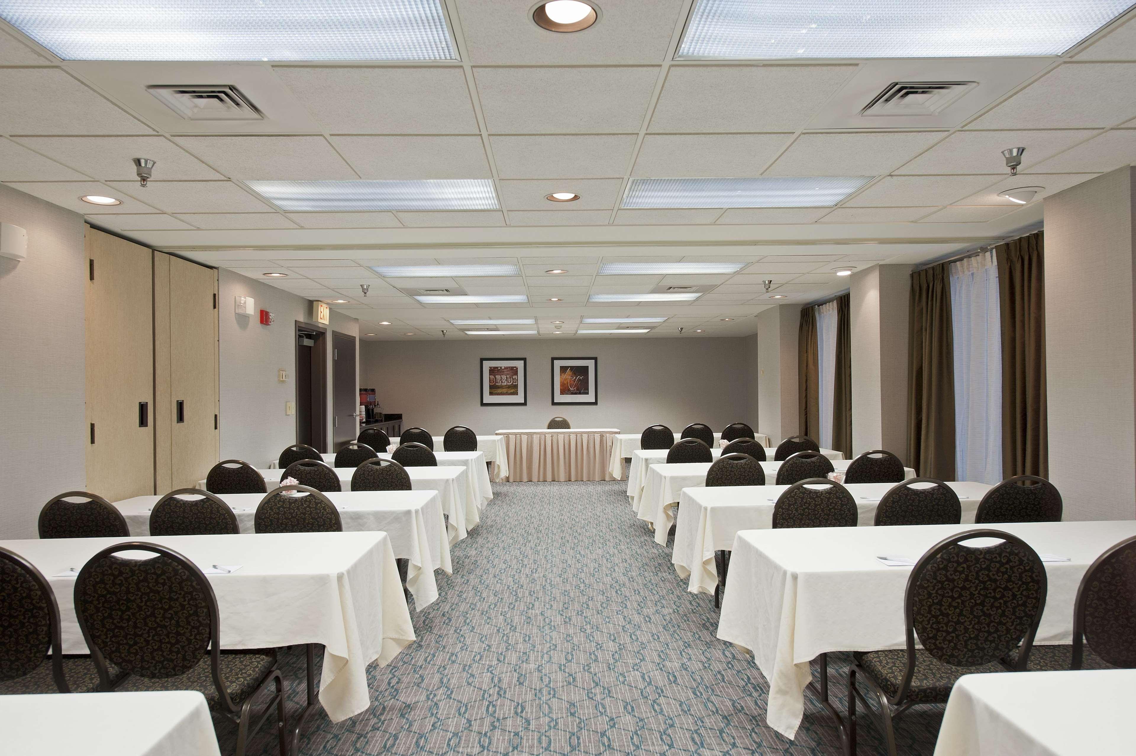 Hampton Inn & Suites Lincolnshire Kültér fotó
